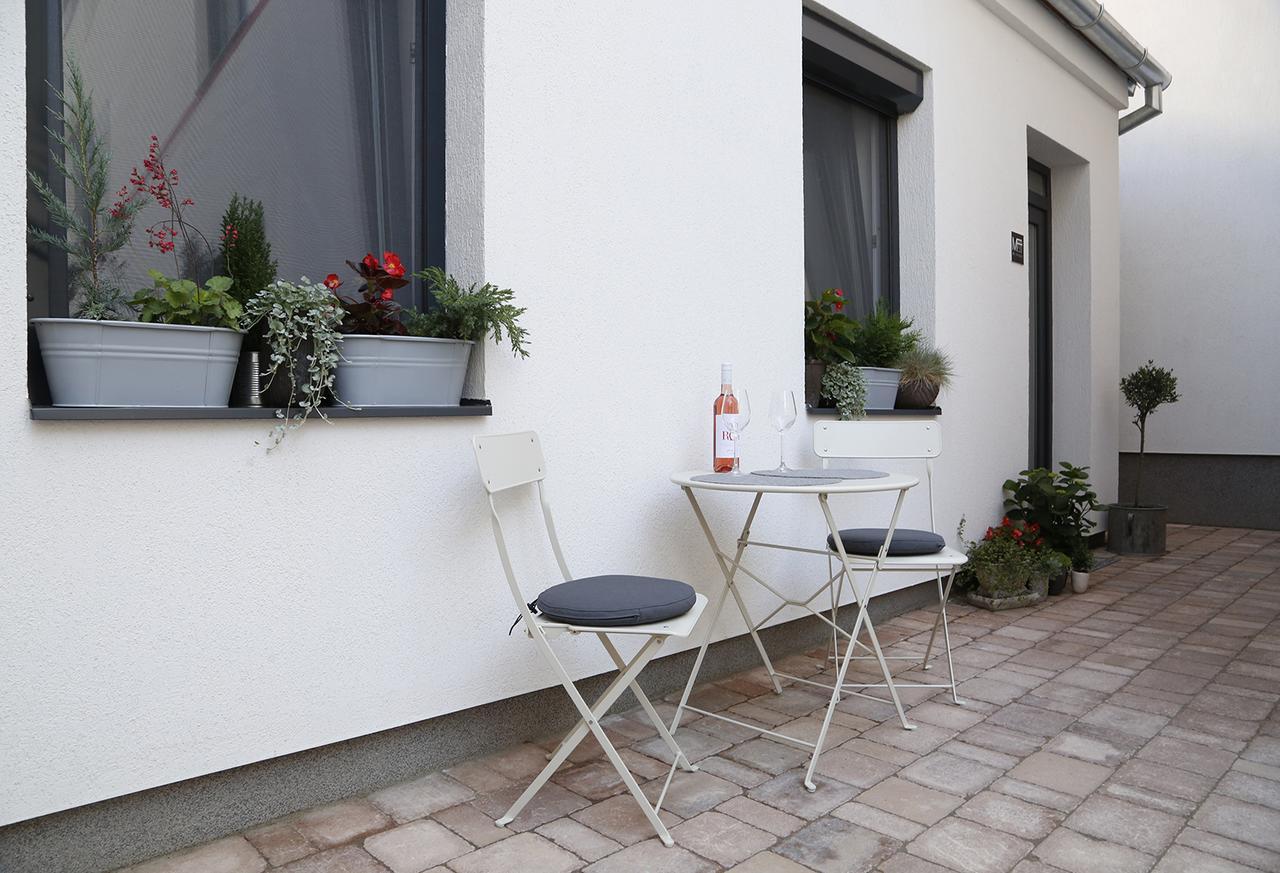 Mini Flat Apartman Pécs Zewnętrze zdjęcie