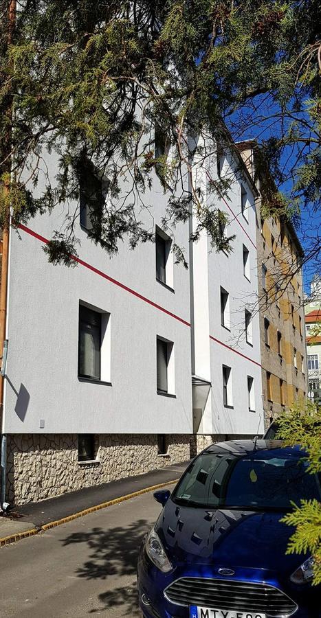 Mini Flat Apartman Pécs Zewnętrze zdjęcie